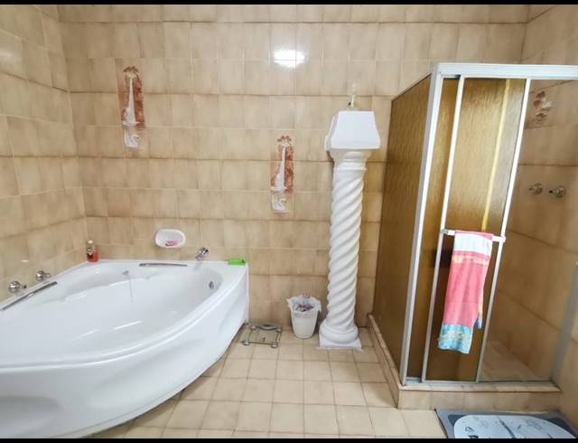 4 BEDROOM HOUSE FOR SALE IN VANDERBIJLPARK SE 3